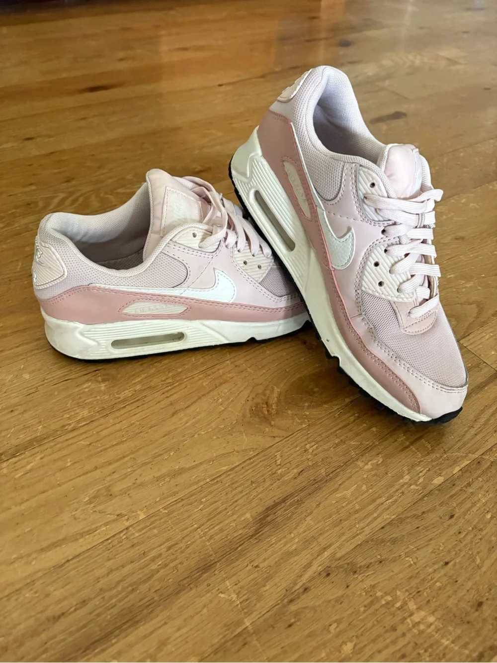 Nike Air Max 90 Barely Rose Pink White Women’s Size 8 DH8010-600